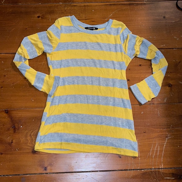 Forever 21 Sweaters - Forever 21 sweater